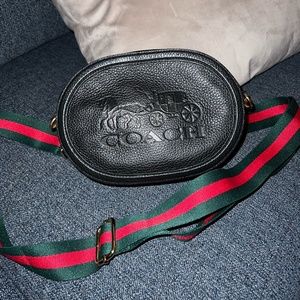 COACH Camera Bag With Horse & Carriage custom red/green strap, never been used!